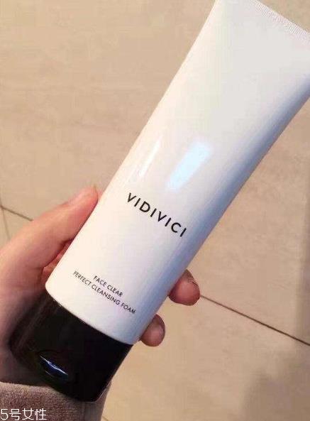 vidivici洗面奶适合什么年龄？vidivici洗面奶能卸妆吗？